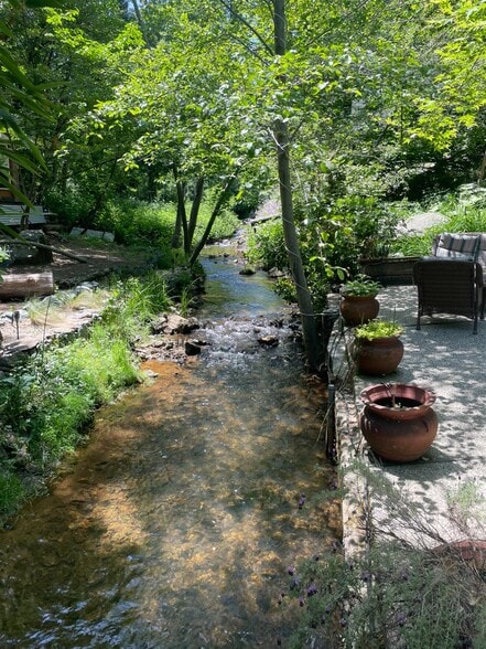 More Photos Of 317 S Pine St, Nevada City Hospitality For Sale