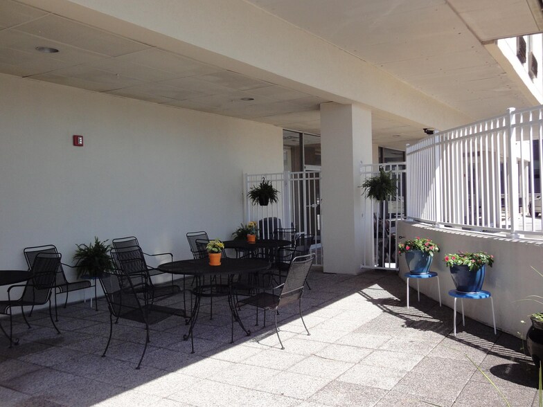 More Photos Of 28 Allegheny Ave, Towson Apartments For Sale