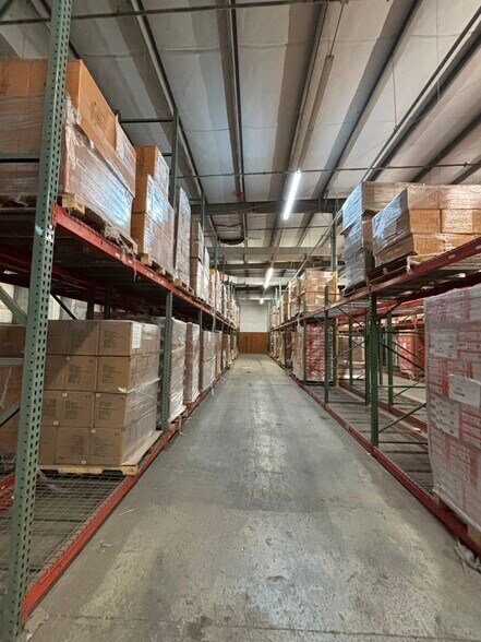 More Photos Of 605 Bob Gifford Blvd, Early Branch Manufacturing For Sale