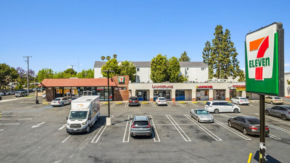 More Photos Of 1417 – 1431 1417–1431 W WARNER AVENUE, Santa Ana General Retail For Sale