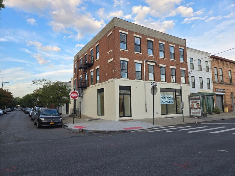 More Photos Of 72 Van Dyke St, Brooklyn Apartments For Lease