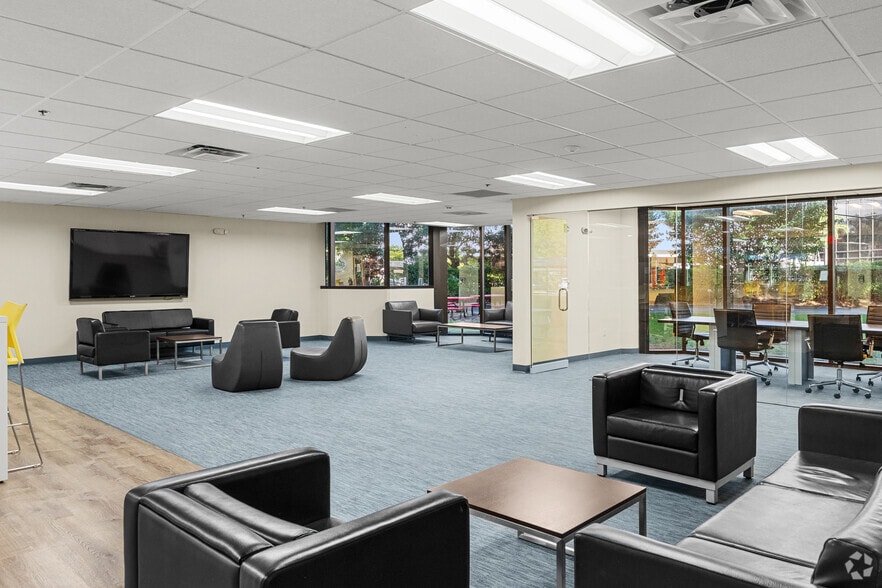 More Photos Of 1901 W Cypress Creek Rd, Fort Lauderdale Office For Lease