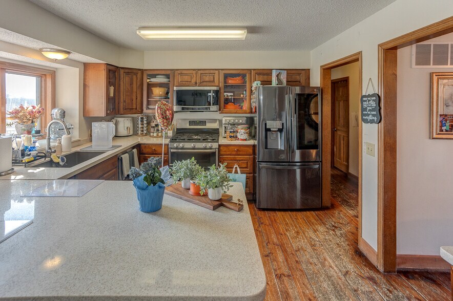 More Photos Of 836 E Highway N, Wentzville Flex For Sale