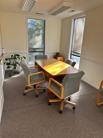 More Photos Of 7331 Timberlake Rd, Lynchburg Medical For Sale