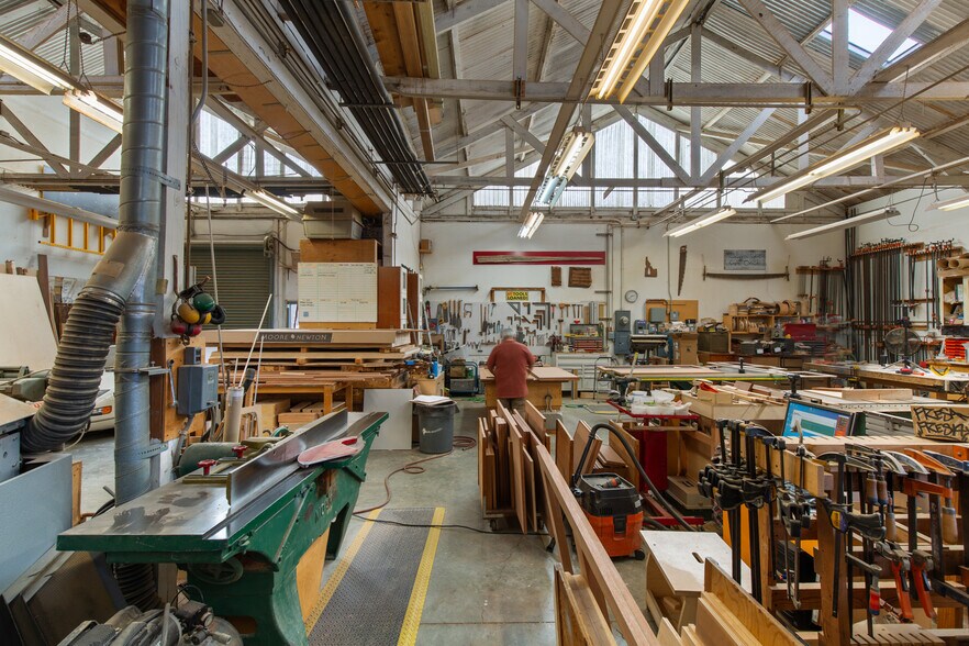 More Photos Of 2534 Magnolia St, Oakland Manufacturing For Sale