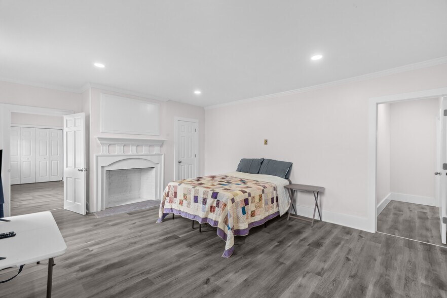 More Photos Of 26 John Ringo Rd, Ringoes Apartments For Sale