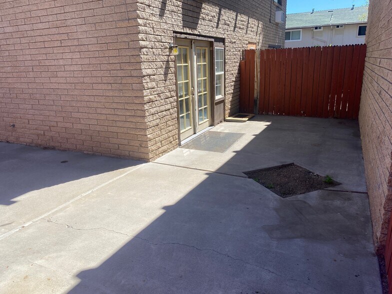 More Photos Of 1046 Berrum Ln, Reno Multifamily For Sale