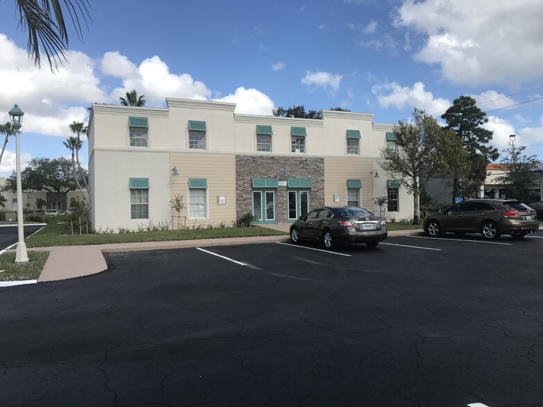 More Photos Of 1370 Sarno Rd, Melbourne Unknown For Lease