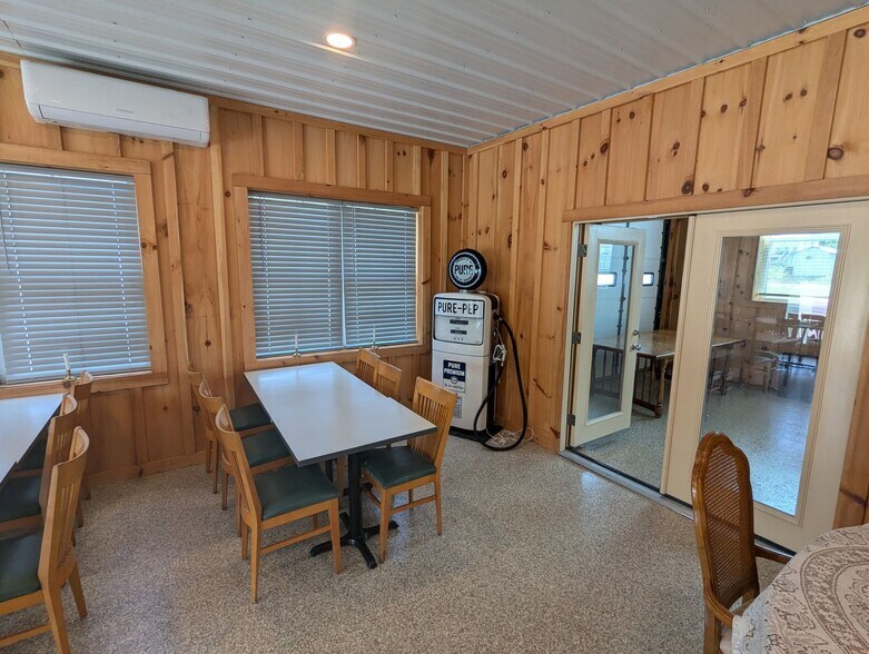 More Photos Of 562 W 29th St, Buena Vista Freestanding For Sale