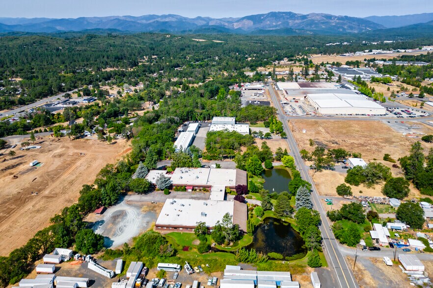 More Photos Of 481 California St, Grants Pass Industrial For Sale