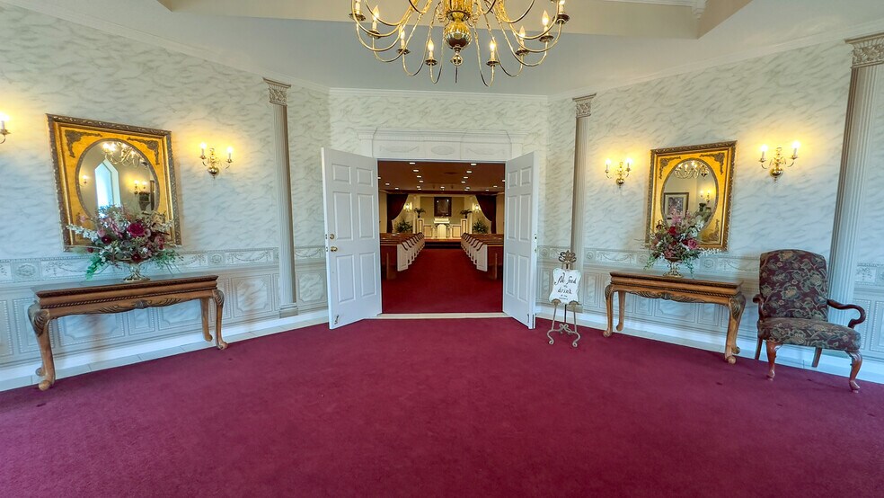 More Photos Of 907 N Oklahoma St, Tryon Religious Facility For Sale