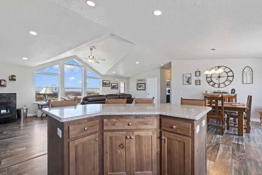 More Photos Of 14000 E Double Tapp Ln, Boise Sports And Entertainment For Sale