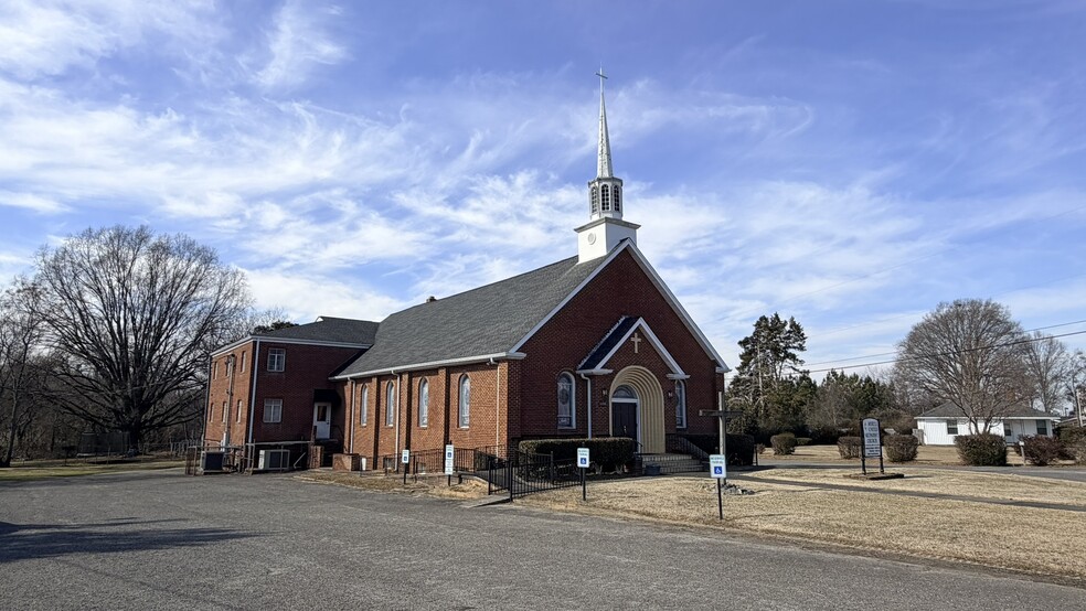 More Photos Of 1135 Bessemer City Rd, Gastonia Specialty For Sale