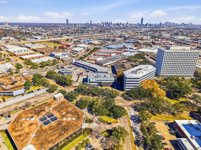 More Photos Of 5999 Savoy Dr, Houston Schools For Sale