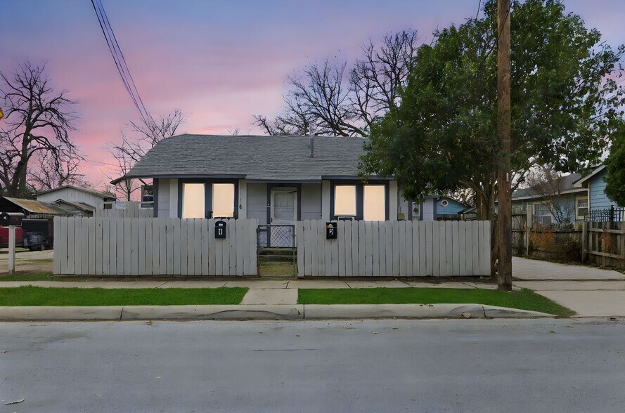 Primary Photo Of 214 E Huff Ave, San Antonio Apartments For Sale