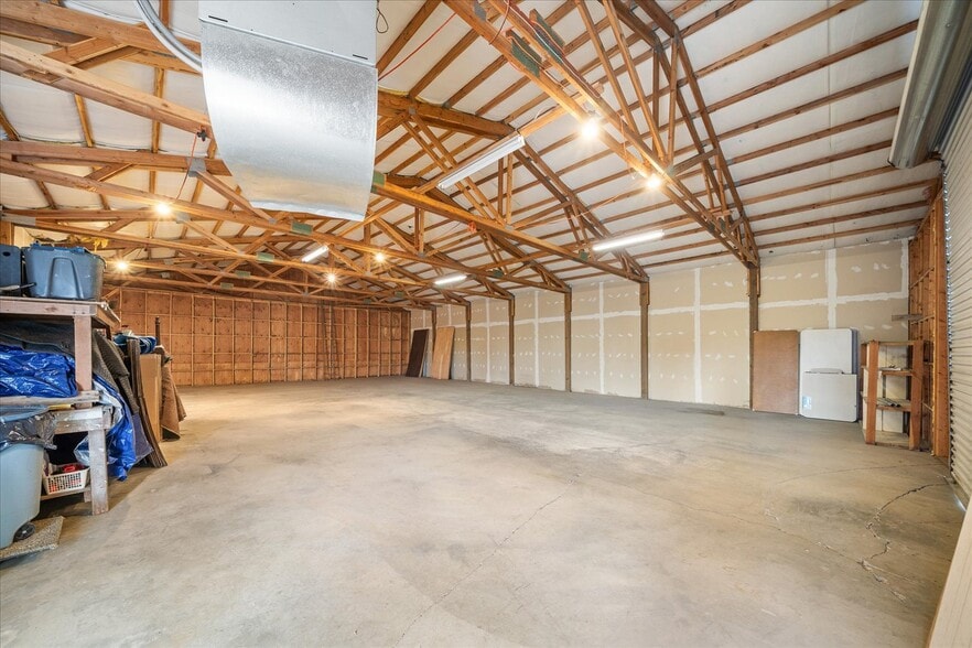 More Photos Of 12825 W 17th Ave, Airway Heights Warehouse For Sale