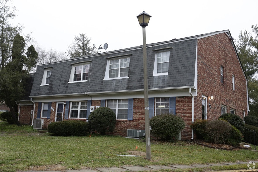 Primary Photo Of , Lorton Multifamily For Sale