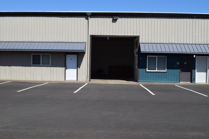 Primary Photo Of 4216 W 7th Ave, Eugene Warehouse For Lease