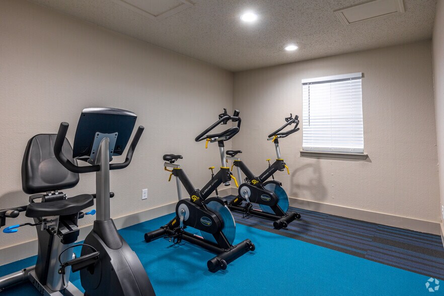 More Photos Of 3304 Golden Rd, Tyler Apartments For Sale