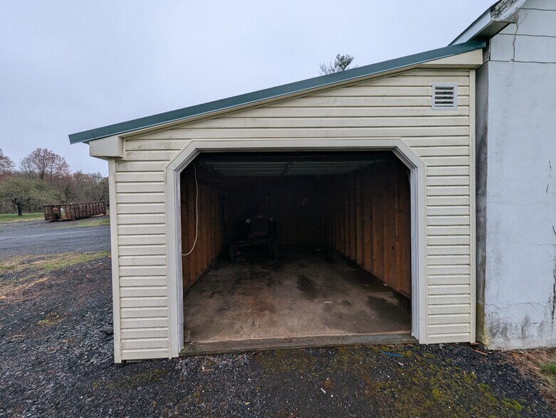 More Photos Of 2005 E Churchville Rd, Bel Air Freestanding For Sale