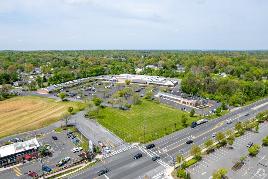 More Photos Of 660 Woodbury Glassboro Rd, Sewell Unknown For Lease
