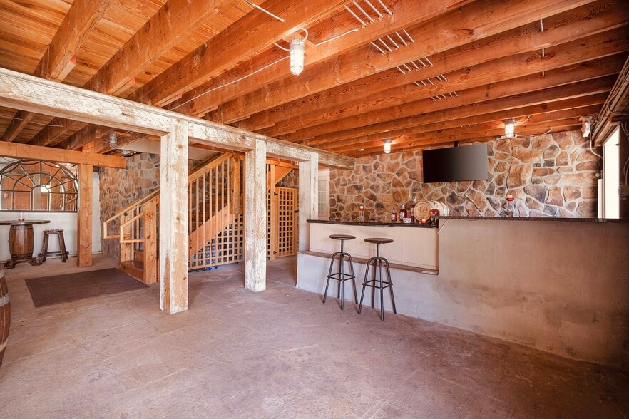 More Photos Of 1902 Jefferson Pike, Knoxville Lodge Meeting Hall For Sale