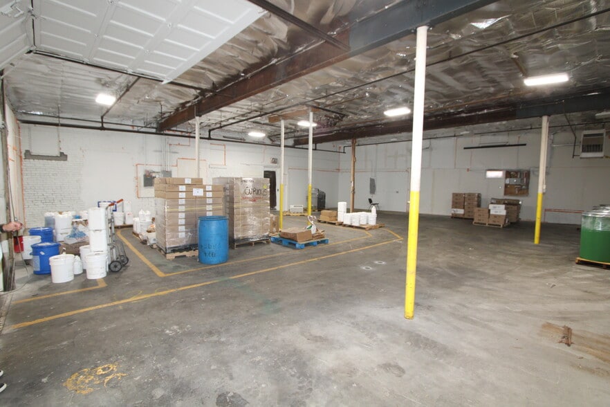 More Photos Of 7 Henry St, Worcester Warehouse For Sale