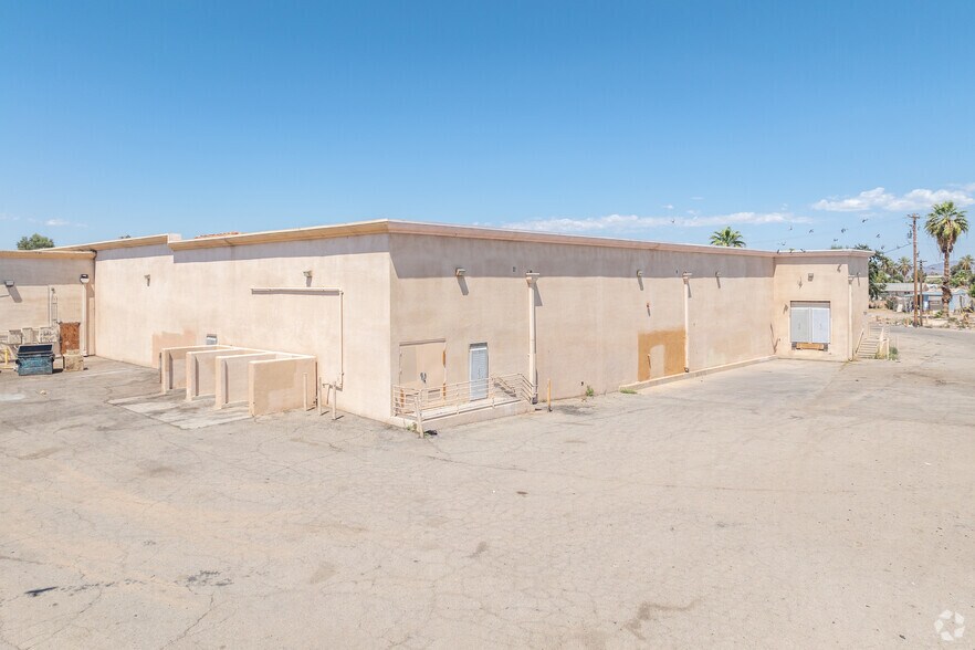 More Photos Of 890 E Hobsonway, Blythe Drugstore For Sale