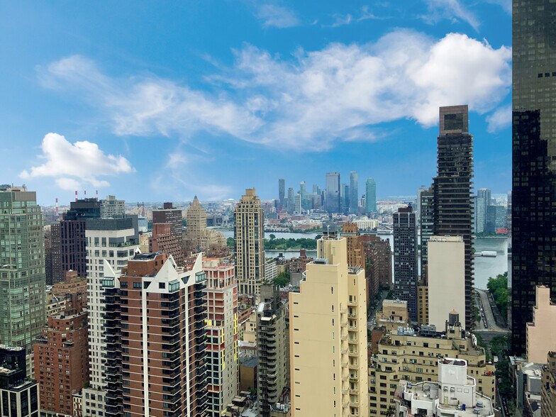 More Photos Of 777 Third Ave, New York Office For Lease