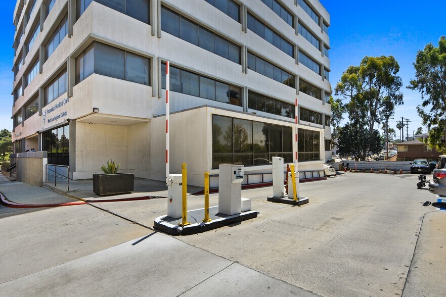 More Photos Of 301 N Prairie Ave, Inglewood Medical For Sale