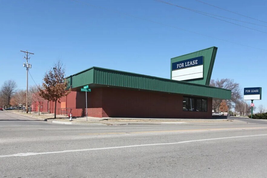 More Photos Of 1759 S Hillside St, Wichita Storefront For Lease