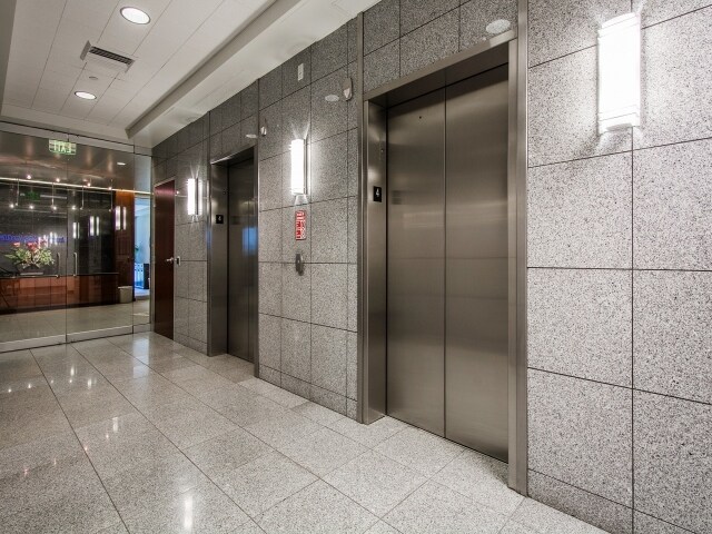 More Photos Of 4192 S Riverboat Rd, Salt Lake City Office For Sale