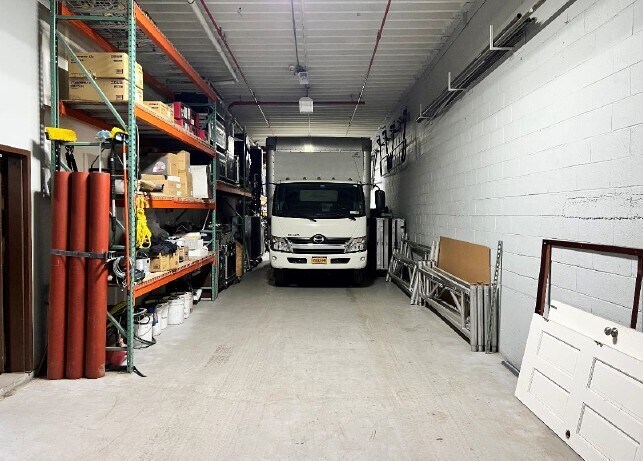 More Photos Of 15 Dock St, Mount Vernon Warehouse For Sale