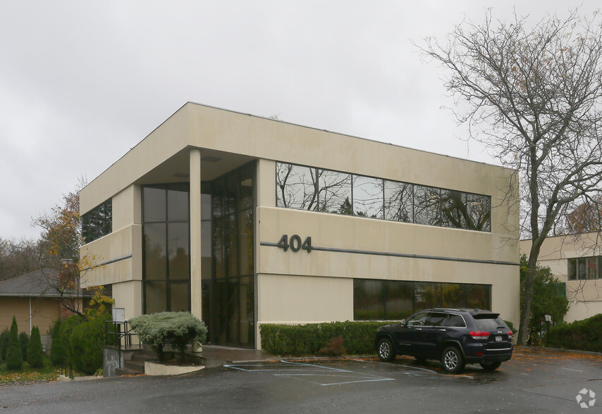 Primary Photo Of 404 Glen Cove Ave, Sea Cliff Office For Lease