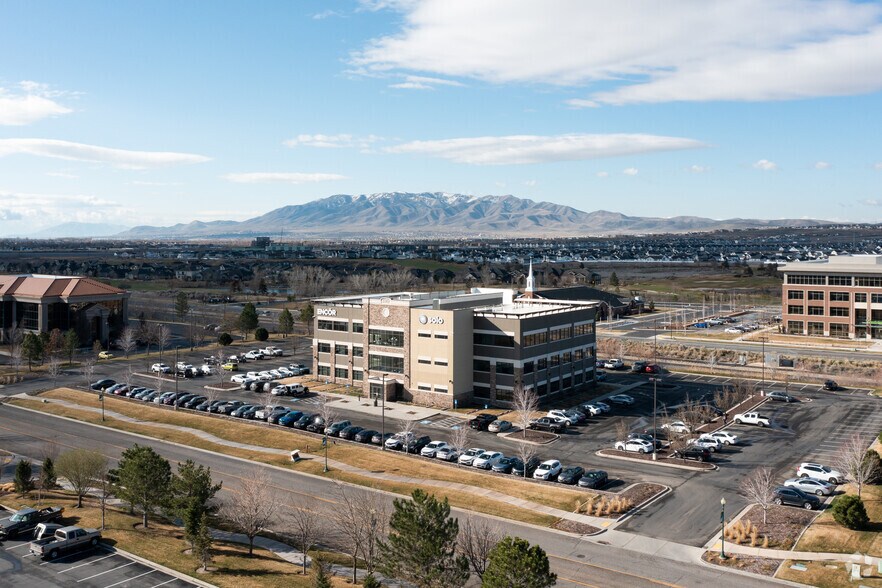More Photos Of 3049 W Executive Pky, Lehi Office For Lease