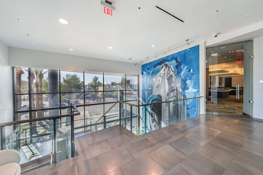 More Photos Of 2960 W Sahara Ave, Las Vegas Office For Lease