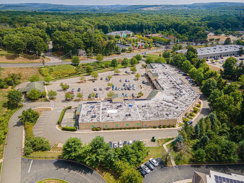 More Photos Of 181 Howard Blvd, Mount Arlington Unknown For Lease