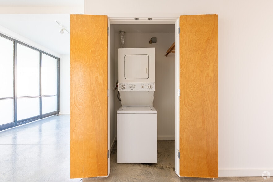 More Photos Of 1168 Folsom St, San Francisco Apartments For Lease