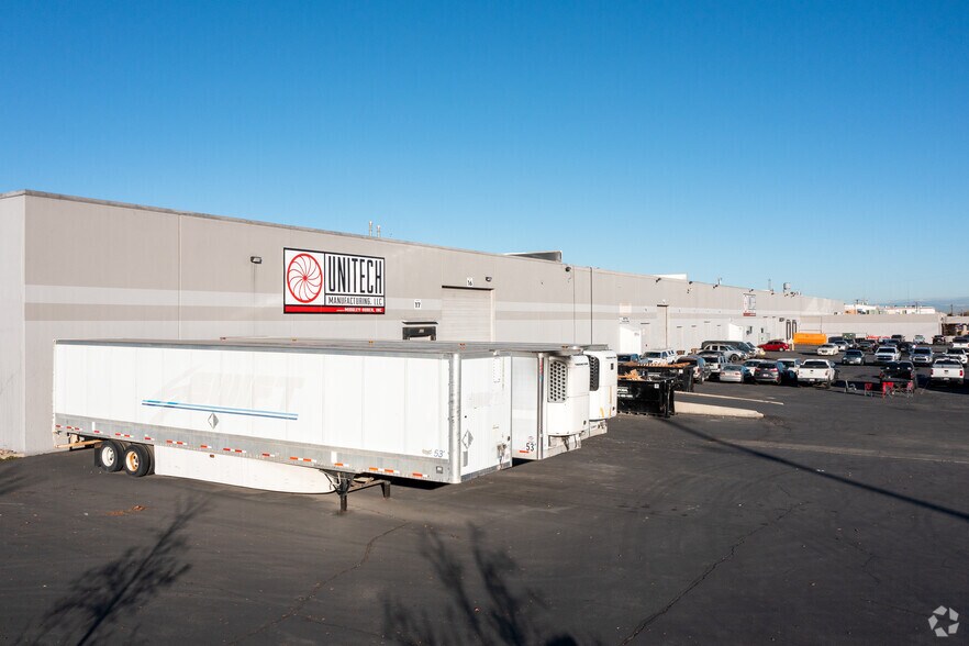 More Photos Of 2700 S 900 W, Salt Lake City Warehouse For Lease