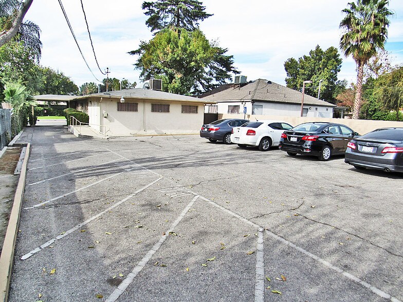 More Photos Of 1681 N Waterman, San Bernardino Medical For Sale
