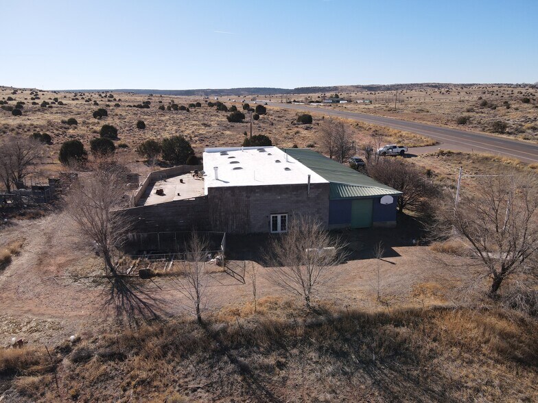 More Photos Of 3577 AZ-77, Taylor Office For Sale