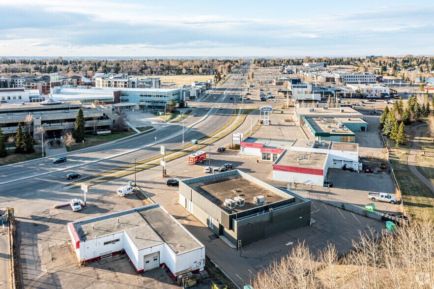 More Photos Of 2004 Sherwood Dr, Sherwood Park Storefront Retail Office For Sale