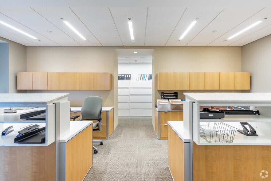 More Photos Of 2900 K St NW, Washington Office For Sale