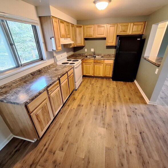 More Photos Of 1065 Magnolia St, Colorado Springs Apartments For Sale