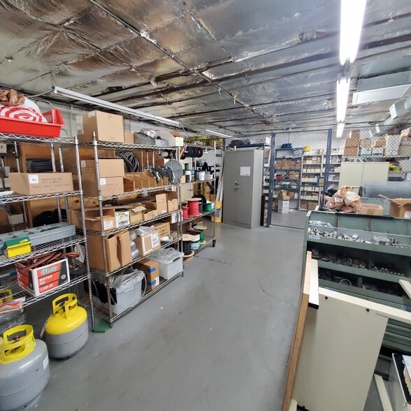 More Photos Of , La Crescenta Unknown For Sale