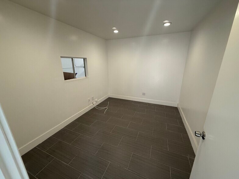 More Photos Of 727-733 Dwight Way, Berkeley Distribution For Lease