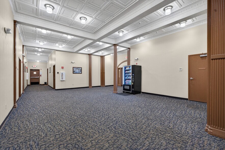 More Photos Of 27 Washington St, Westfield Apartments For Sale