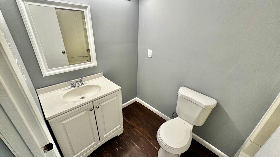 More Photos Of 6270 Aquarius Dr, Alpine Apartments For Sale