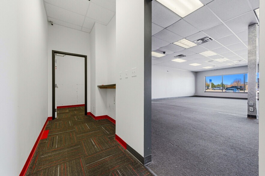 More Photos Of 1716 W US Highway 50, Pueblo General Retail For Lease