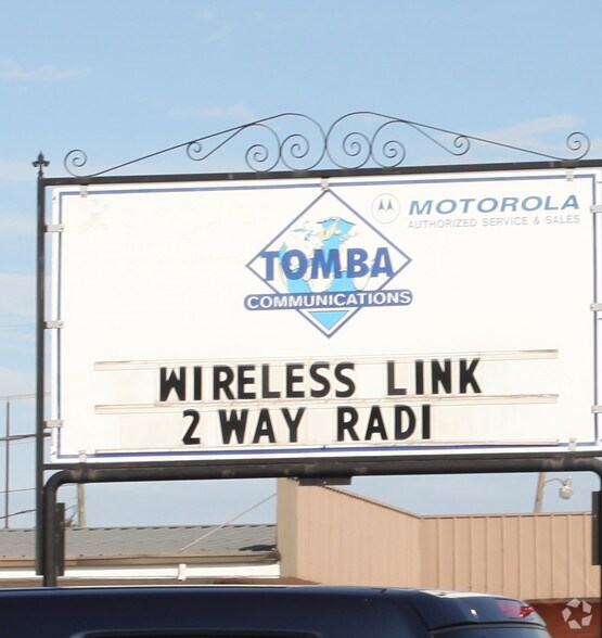 More Photos Of 716-718 Barataria Blvd, Marrero Freestanding For Lease